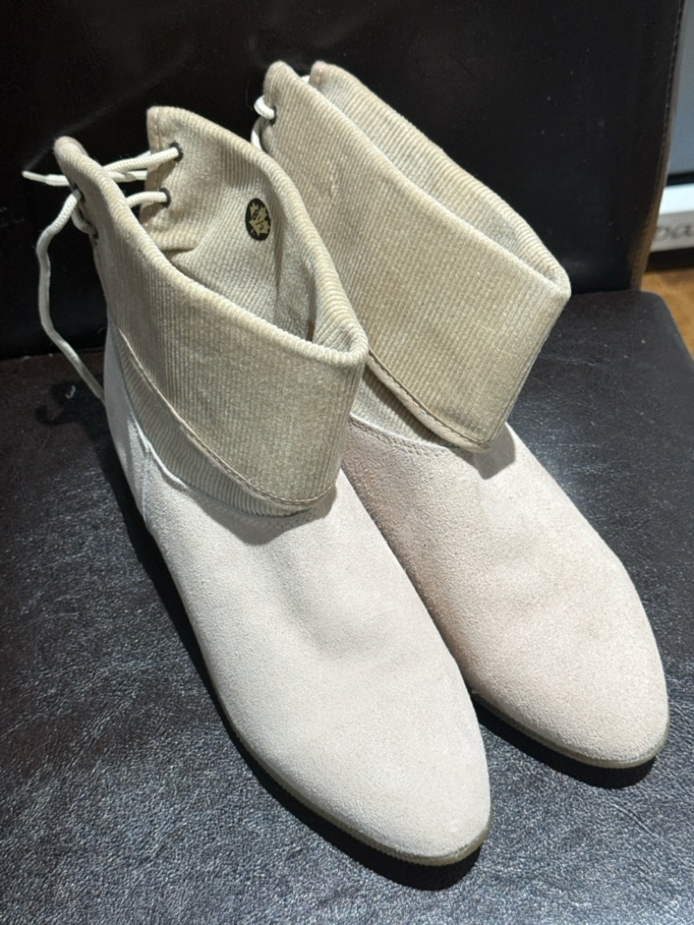 Vintage Sundrops by North Star, Beige/Lt Tan Ankle Boots **Read Thru